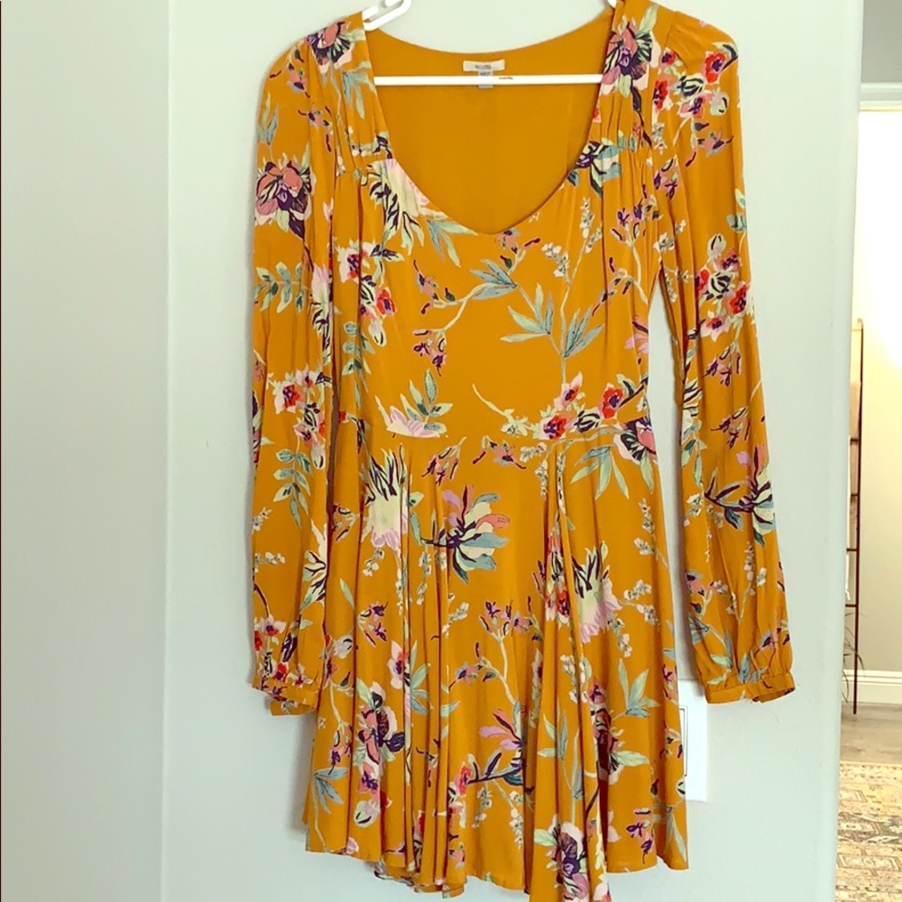 Urban Outfitters Long-Sleeve/Mini Dress